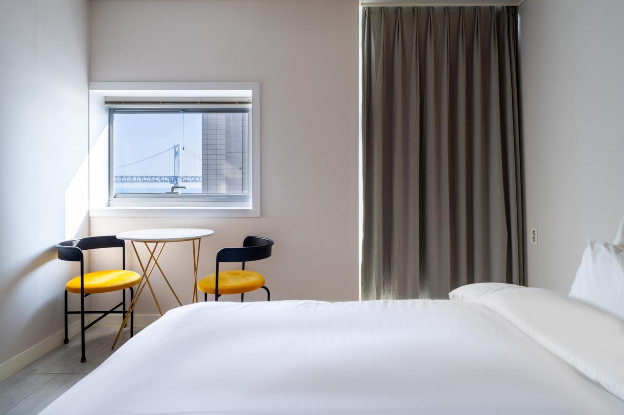 Oceanstay Hotel Busan Exteriör bild